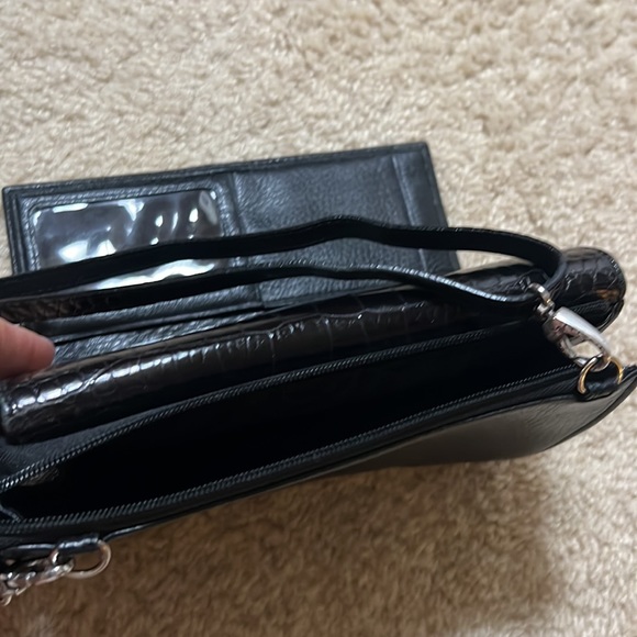 Brighton Black Croc and Pebbled Leather Crossbody Organizer Shoulder Handbag - Picture 13 of 16